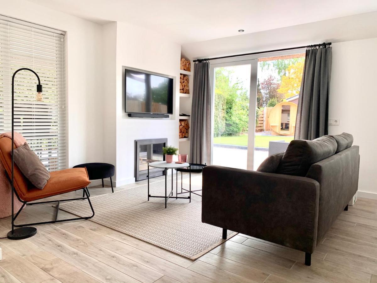 Liv Residence Holiday Home With Sauna & Fireplace Ermelo Bagian luar foto