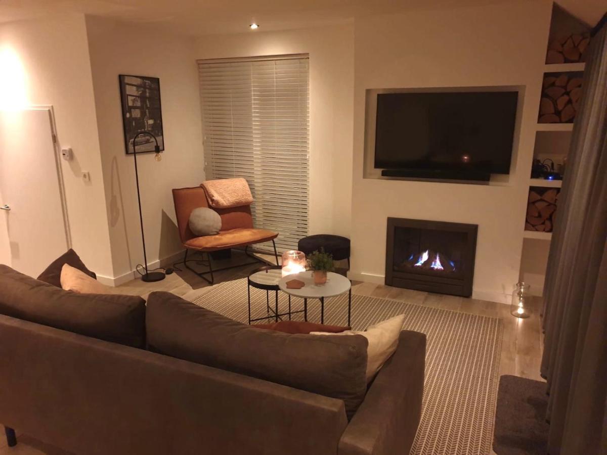 Liv Residence Holiday Home With Sauna & Fireplace Ermelo Bagian luar foto