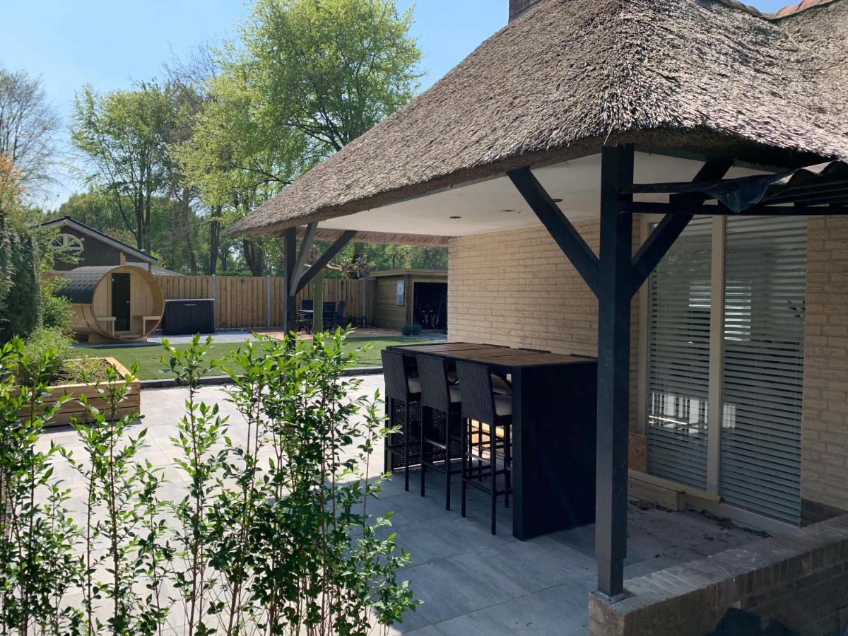 Liv Residence Holiday Home With Sauna & Fireplace Ermelo Bagian luar foto